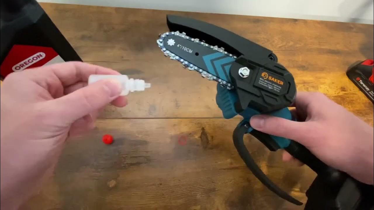 How to Oil a Mini Chainsaw Chain