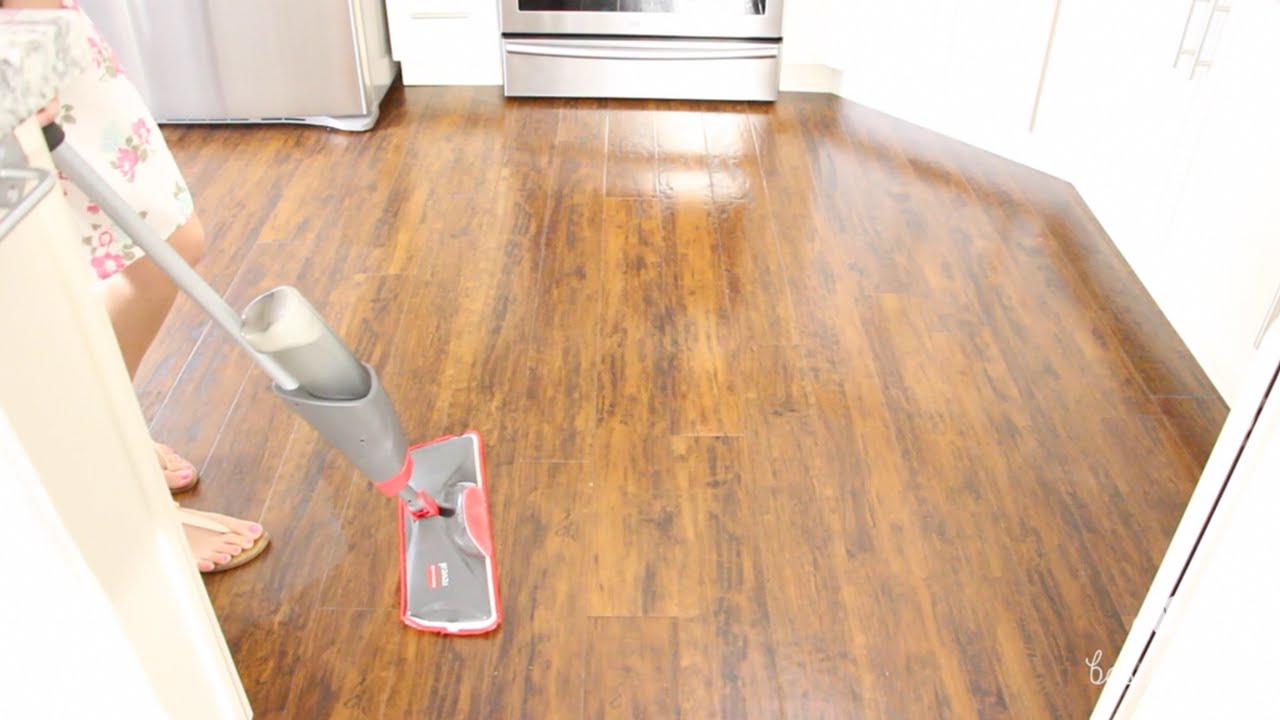 How to Wash Fake Wood Floors