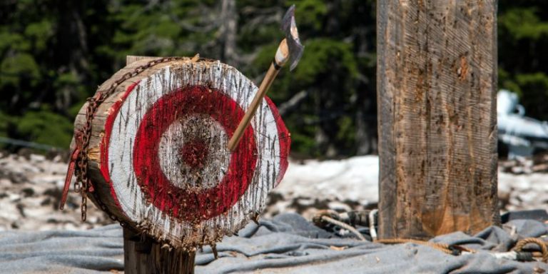 DIY Axe Throwing Target
