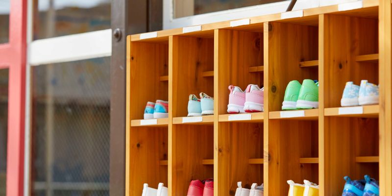 DIY Wooden Shoe Rack