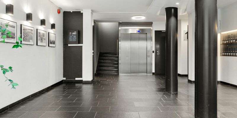 8 Stone Floor Styles for Rustic Beauty