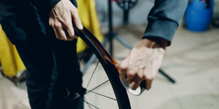 How Much Sealant for Tubeless Tires