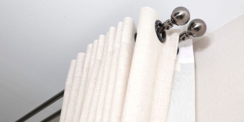 Step-by-Step Guide to Hanging a Tarp Like a Curtain