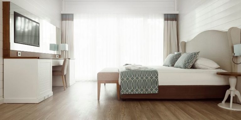 Engineered Hardwood vs LVP